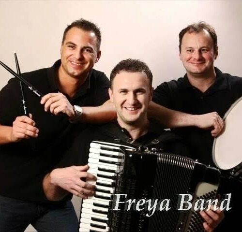 Freya Band – Fogod-e még a két kezem (Csabika Edition)
